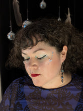 Load image into Gallery viewer, 12 ḡelhḡenáiq̓ : abalone