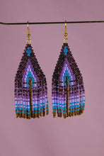 Load image into Gallery viewer, 09 ḡelhḡenáiq̓ : abalone
