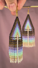 Load and play video in Gallery viewer, 16 ḡelhḡenáiq̓ : abalone
